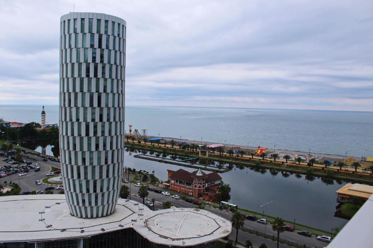 Apartamento Alliance Batumi Shou Exterior foto