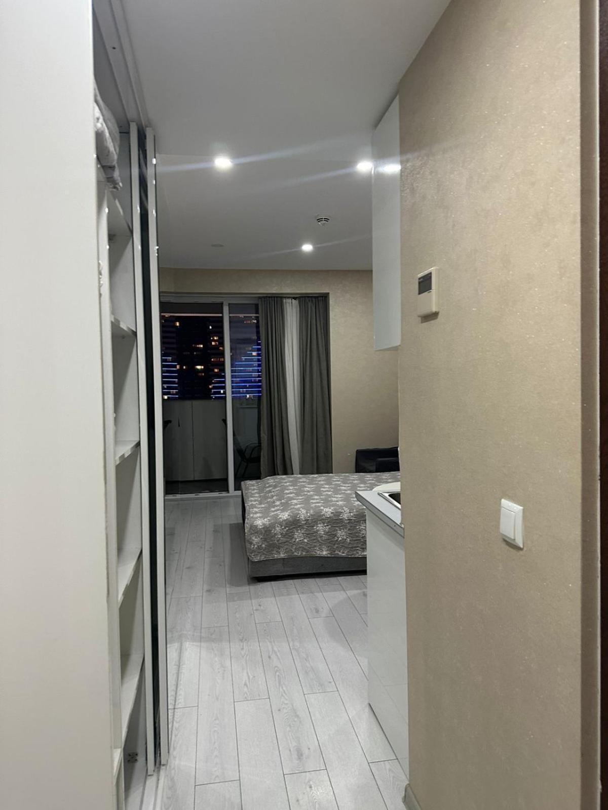 Apartamento Alliance Batumi Shou Exterior foto